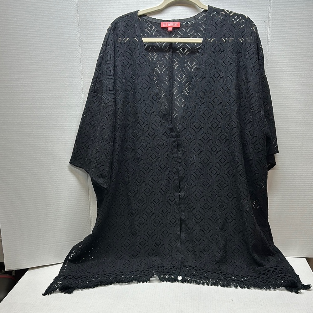XS/S Poncho or Kimono/Beach Cover Up Allworthy Black Lace  so nice new